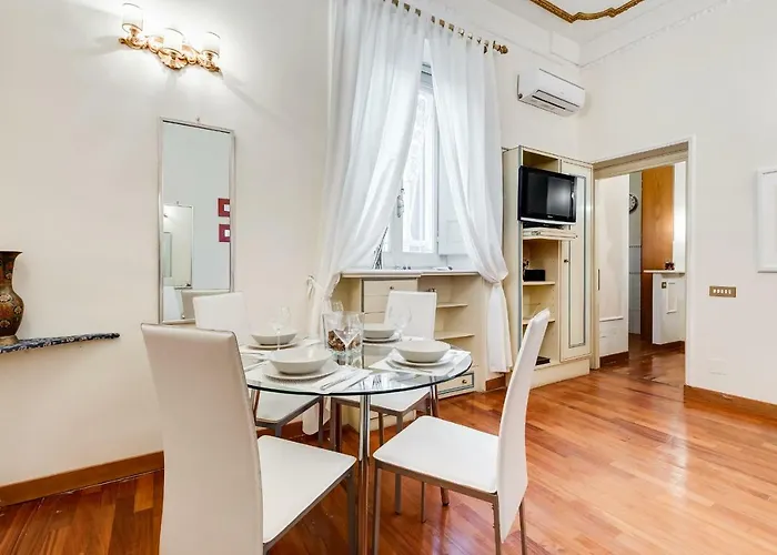 Apartment Elegant Rom