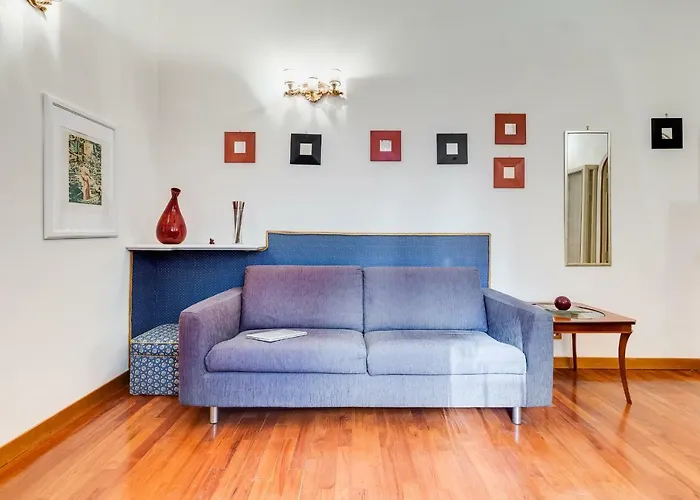Elegant Apartment Rom
